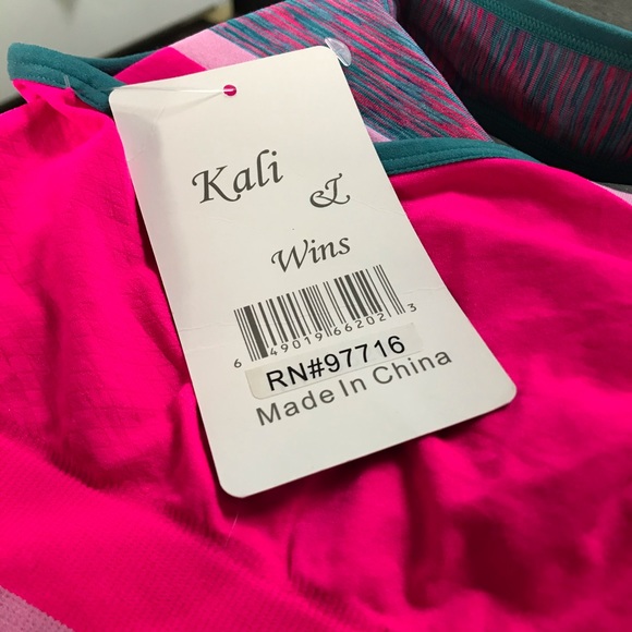 NEW Kali & Wins Pullon Sports Bra Seamless Sz M/L - Picture 3 of 5
